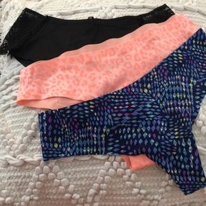 NWOT Victoria Secret Panties 🌸